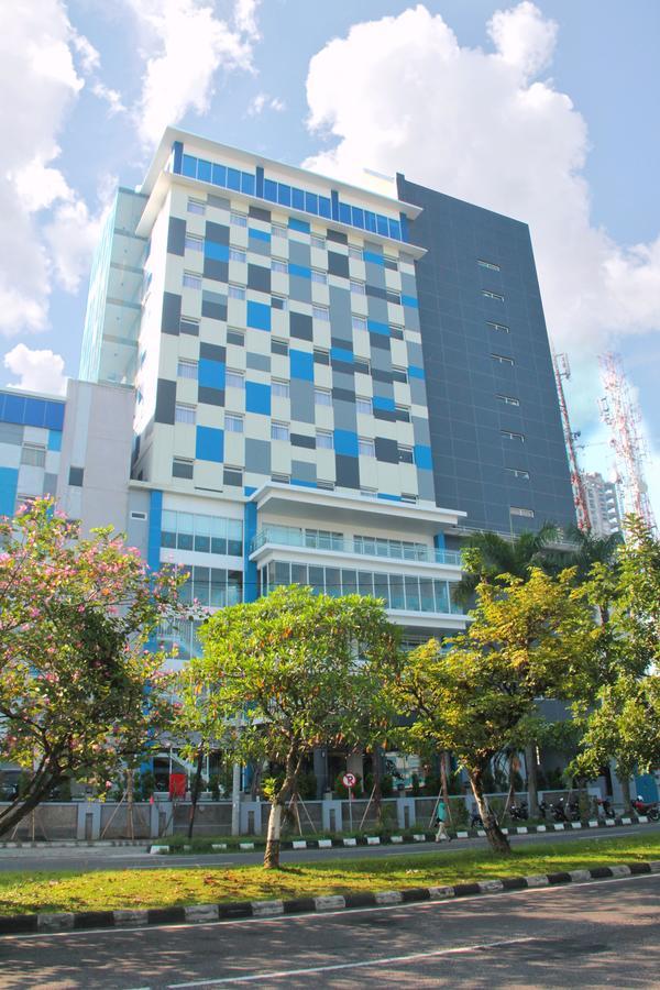 Hotel Brothers Biru Solo Baru Exterior foto