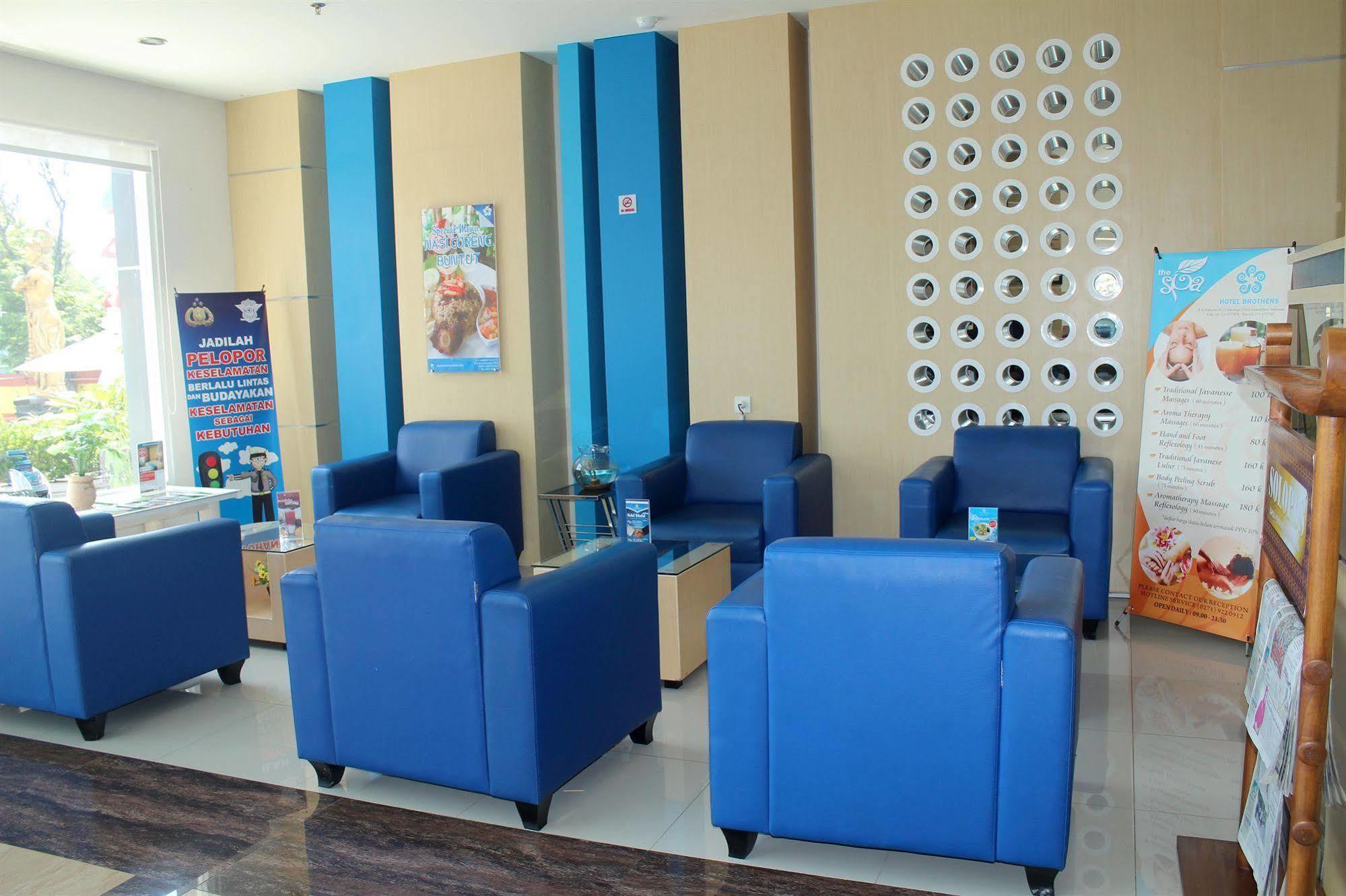 Hotel Brothers Biru Solo Baru Exterior foto