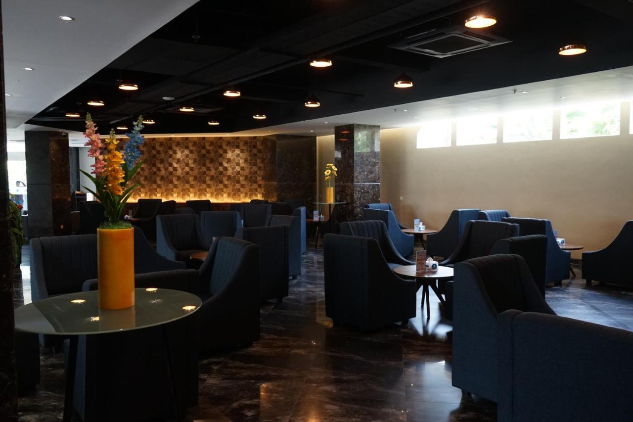Hotel Brothers Biru Solo Baru Exterior foto